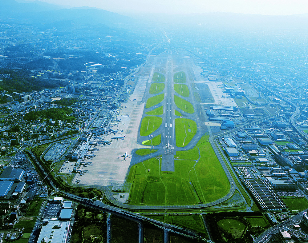 福岡空港